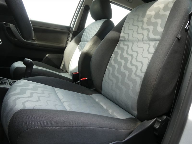 Škoda Fabia 1,4 16V 63kW závěs, serviska - fotka 30 z 41