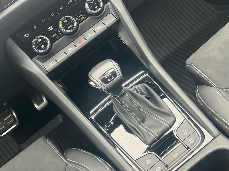 Škoda Kodiaq 2,0 TDi 147kW 7DSG 4x4 SPORTLI - fotka 18 z 32