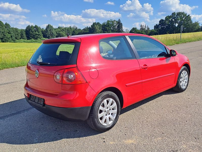 Volkswagen Golf 1.4 16V PĚKNÝ STAV - fotka 5 z 22