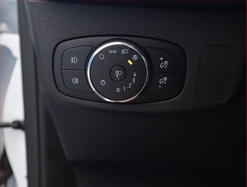 Ford Focus (2023) 1.5 EcoBlue - fotka 24 z 24