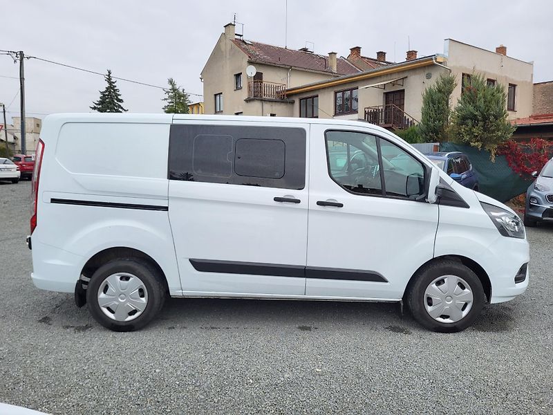 Ford Transit Custom 2.0 EcoBlue mHEV 96kW 6-míst - fotka 5 z 45