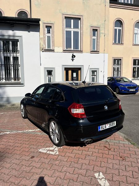 BMW Řada 1 (2006) - fotka 5 z 27