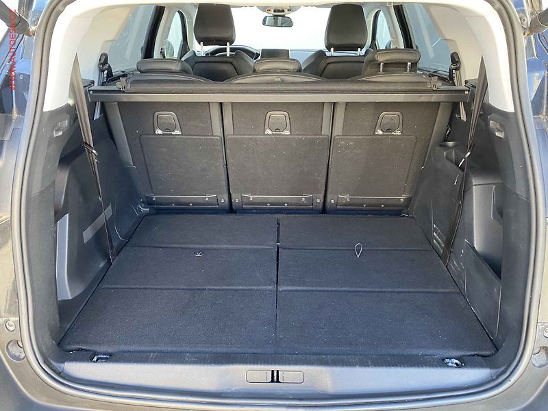 Peugeot 5008 (2020) 1.5 HDi, Allure - fotka 7 z 16