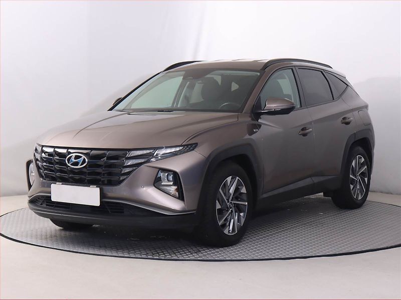 Hyundai Tucson (2021) 1.6 T-GDI 48V MHEV - fotka 2 z 22