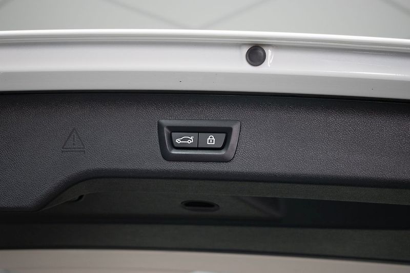 BMW Řada 5 530d xDrive*TAŽNÉ*N.TOPENÍ*ČR - fotka 46 z 48