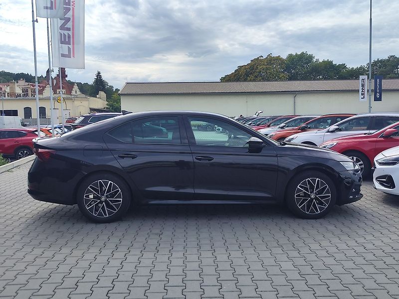 Škoda Octavia 1.5 TSI/110kW e-TEC Style DSG - fotka 4 z 37