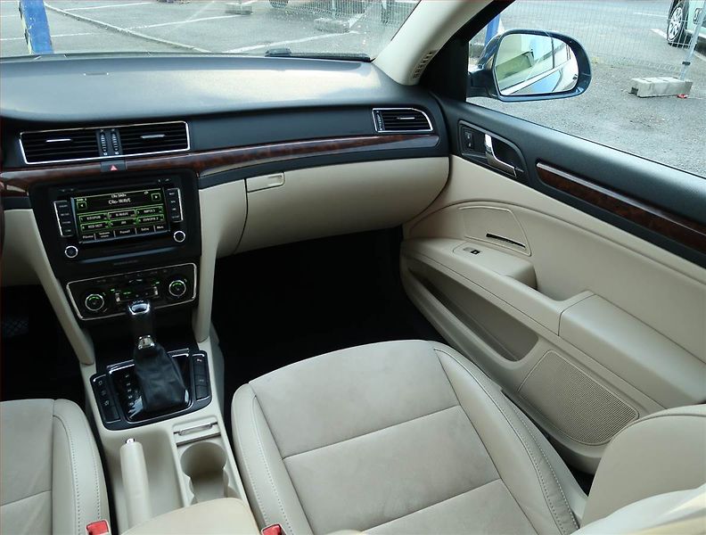 Škoda Superb (2014) Elegance 2.0 TDI, Automat - fotka 8 z 24