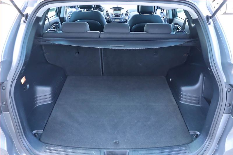 Hyundai ix35 (2012) 2.0 CRDi, 4X4, Serv.kniha - fotka 14 z 21