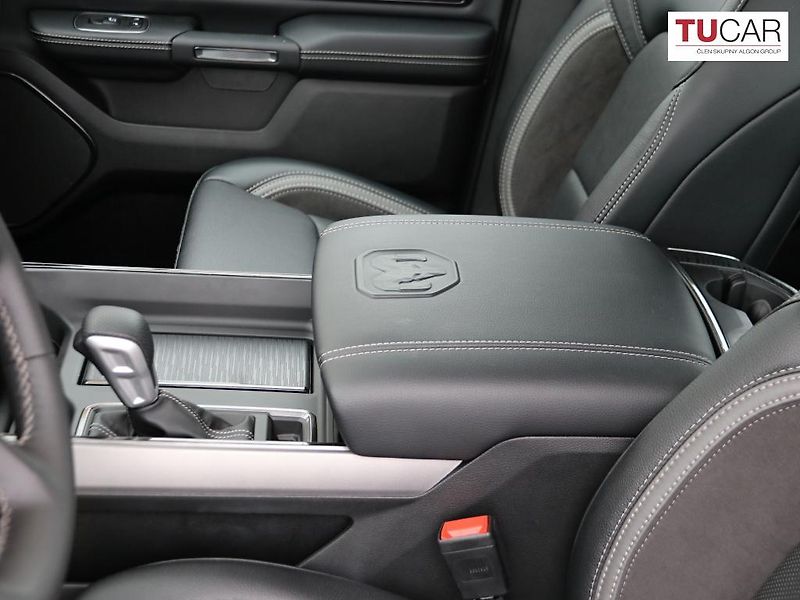 RAM 1500 (2024) Laramie G/T 5.7 HEMI E-Torque  - fotka 31 z 46