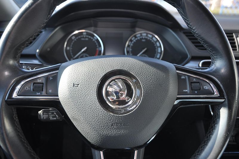 Škoda Superb III 2.0TDi 110kW KOMBI - fotka 12 z 25