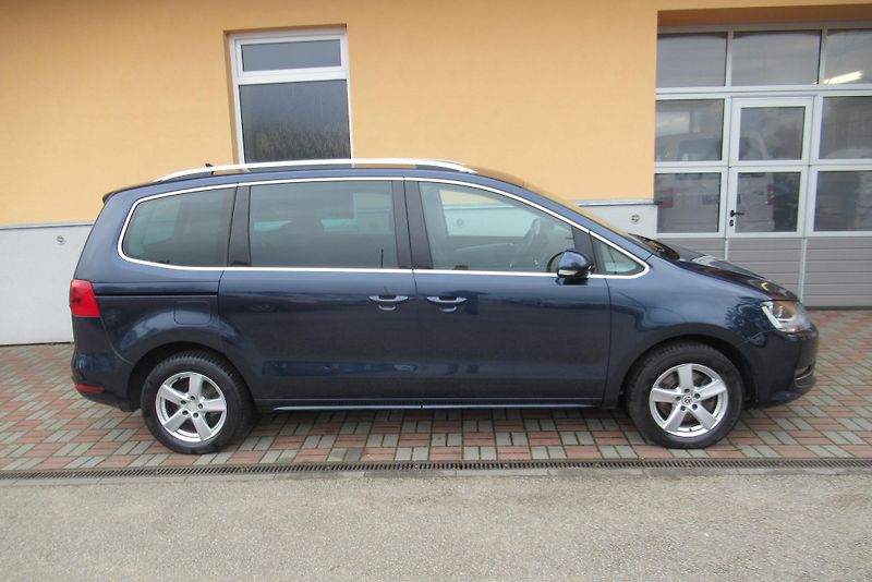Volkswagen Sharan 2.0 TDi 4x4 TAŽNÉ NA 2,4t - fotka 3 z 34