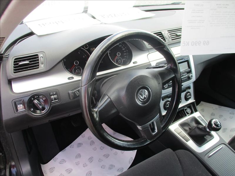 Volkswagen Passat 1,4 TSI,90kW,digiklima, Cebia, - fotka 14 z 30