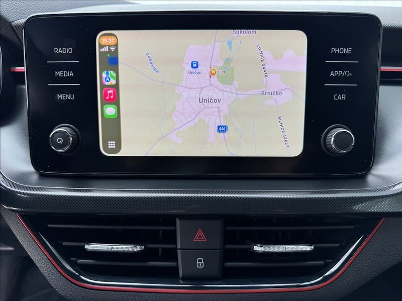 Škoda Scala 1,5 TSI DSG Monte Carlo DPH ČR - fotka 39 z 50