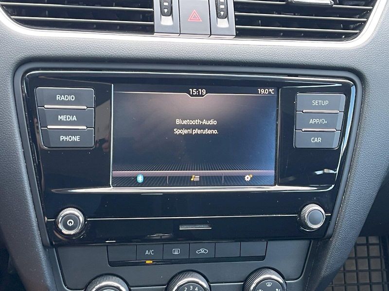 Škoda Octavia (2019) 1.5 TSI 110kW Ambition Plus co - fotka 15 z 30