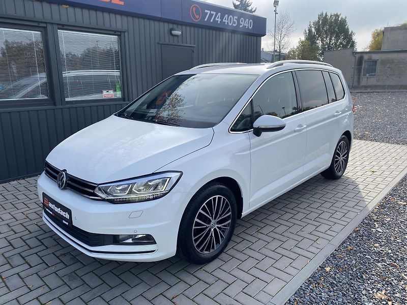 Volkswagen Touran 1.4 TSI 110kW-HIGHLINE - DSG - fotka 2 z 48