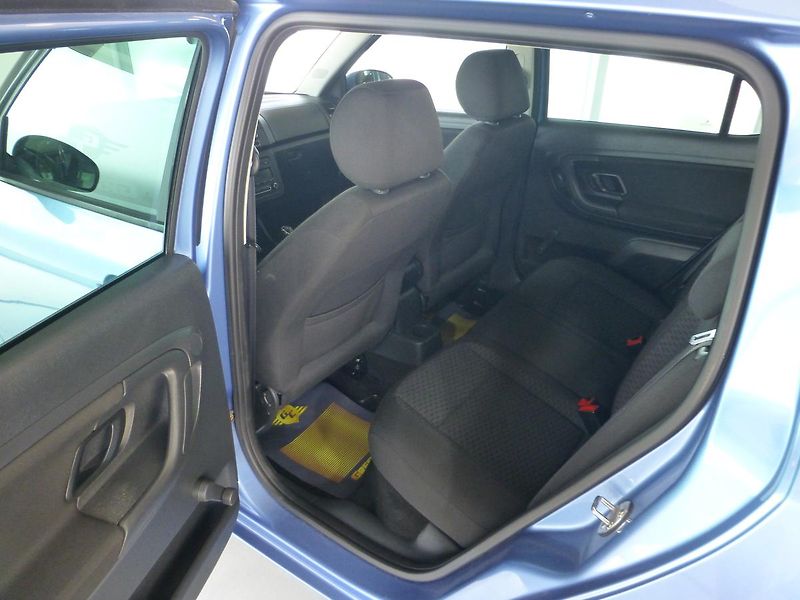 Škoda Fabia (2013) 1,2TSI*63KW**CLIMATRONIC* - fotka 13 z 26
