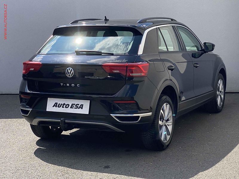 Volkswagen T-Roc (2019) 1.0 TSi, Comfortline, navi - fotka 4 z 17
