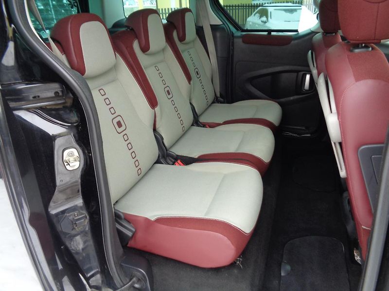 Citroën Berlingo 1,6 HDI  Multispace - fotka 17 z 17