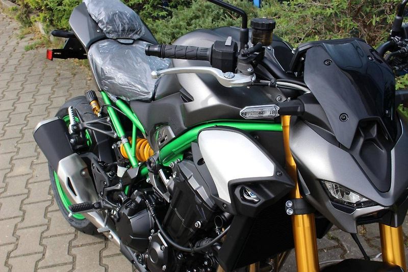 Kawasaki Z 900 (2026) SE NOVINKA 2026 SKLADEM 4 ROKY - fotka 2 z 10