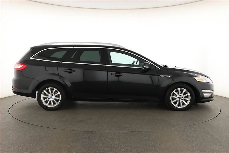 Ford Mondeo (2012) 2.0 TDCi, Automat, po STK - fotka 6 z 16