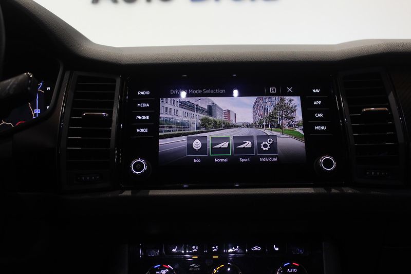 Škoda Kodiaq (2020) 2.0TDI DSG SportLine Display - fotka 35 z 35