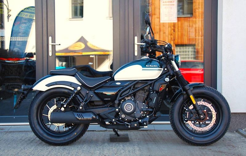 CFMOTO (2026) 250 CL-C - fotka 1 z 25