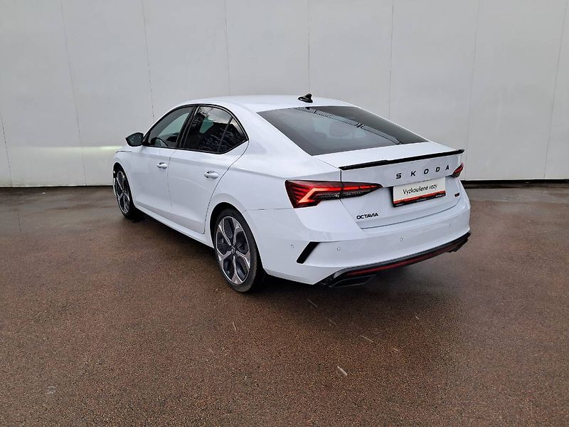 Škoda Octavia (2025) IV RS 2.0 TSI / 195 kW  DSG7 - fotka 29 z 32