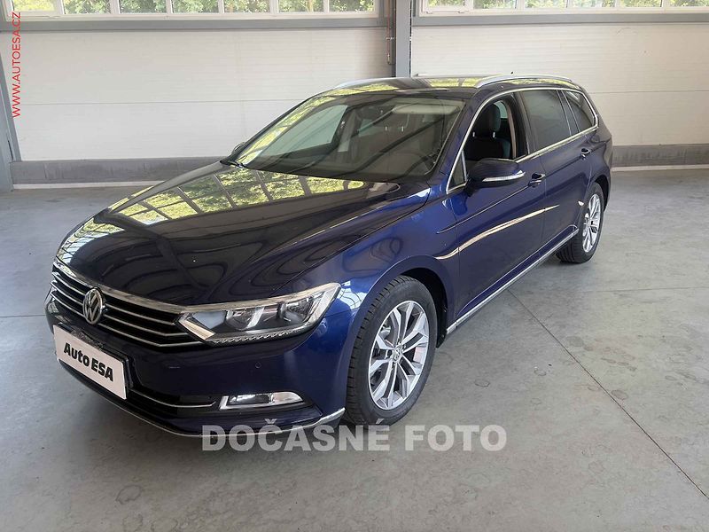 Volkswagen Passat (2019) 2.0tdi, ČR, servis.kniha, AT - fotka 1 z 3