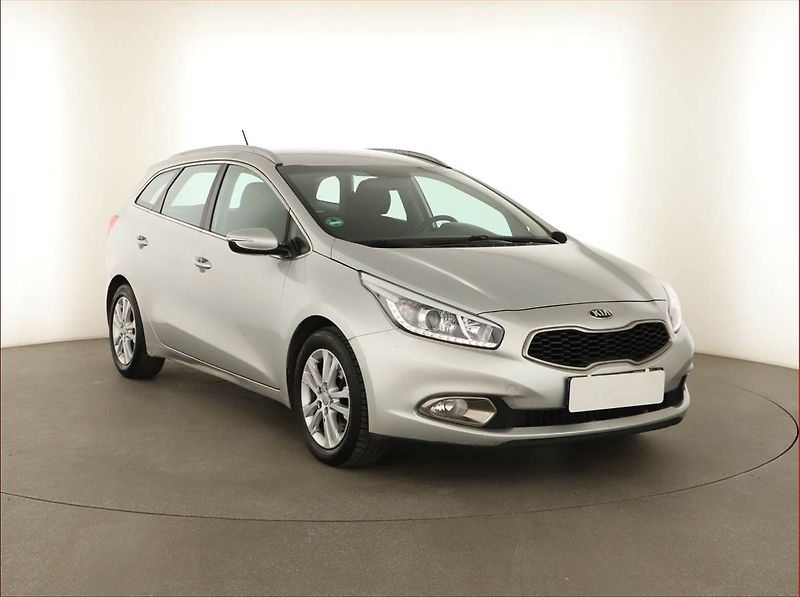 Kia Ceed (2014) 1.6 CRDi, Tempomat - fotografie inzerátu
