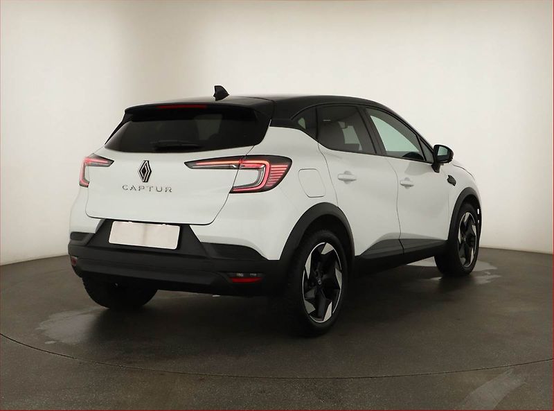 Renault Captur (2025) 1.0 TCe - fotka 5 z 14