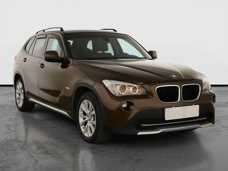 BMW X1 (2010) xDrive20d, 4X4, Automat, Kůže - fotografie inzerátu