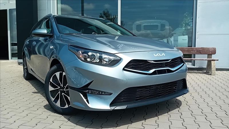 Kia Ceed 1,5 SW T-GDi 7DCT SPIN - fotografie inzerátu