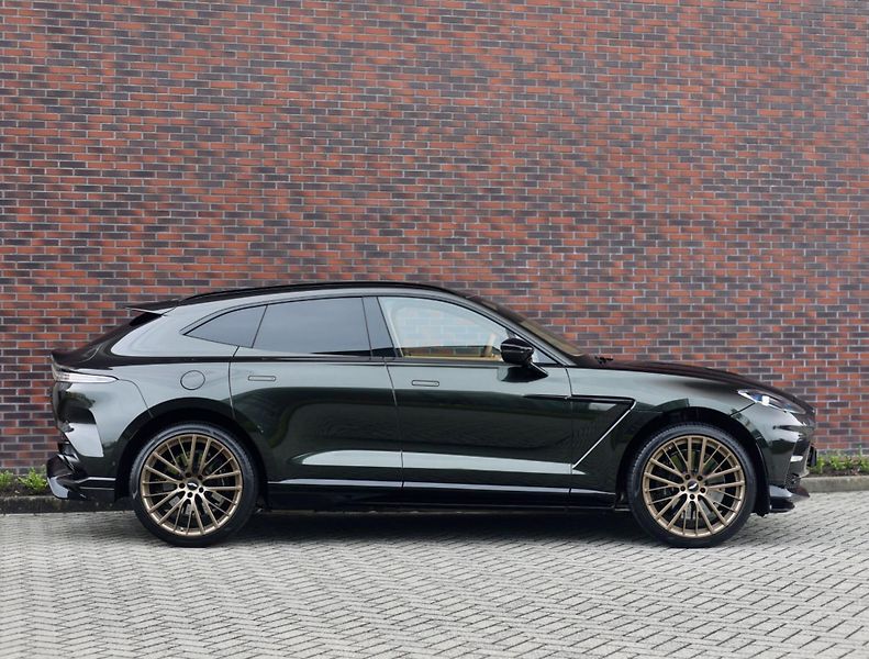Aston Martin DBX (2025) 707, 4.0 V8 707PS Minotaur  - fotka 11 z 54