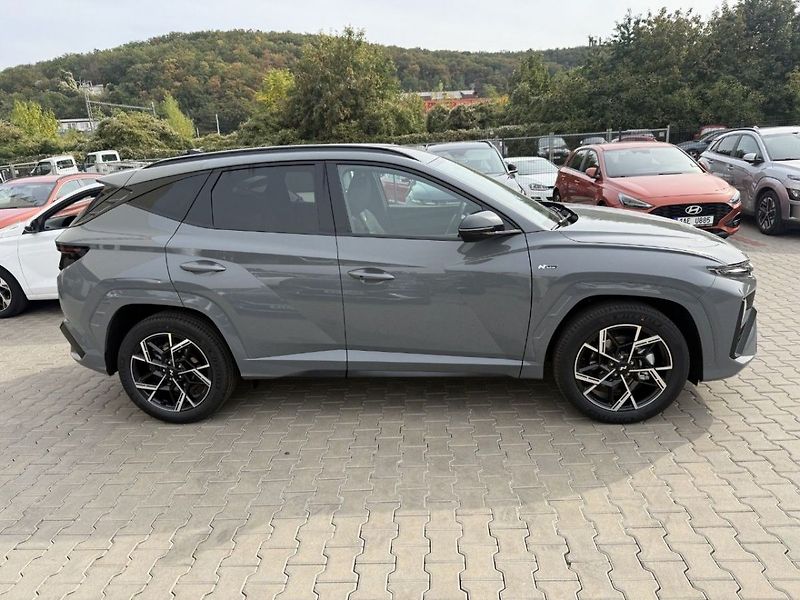 Hyundai Tucson 27 1,6 T-GDI DCT N LINE - fotka 2 z 9