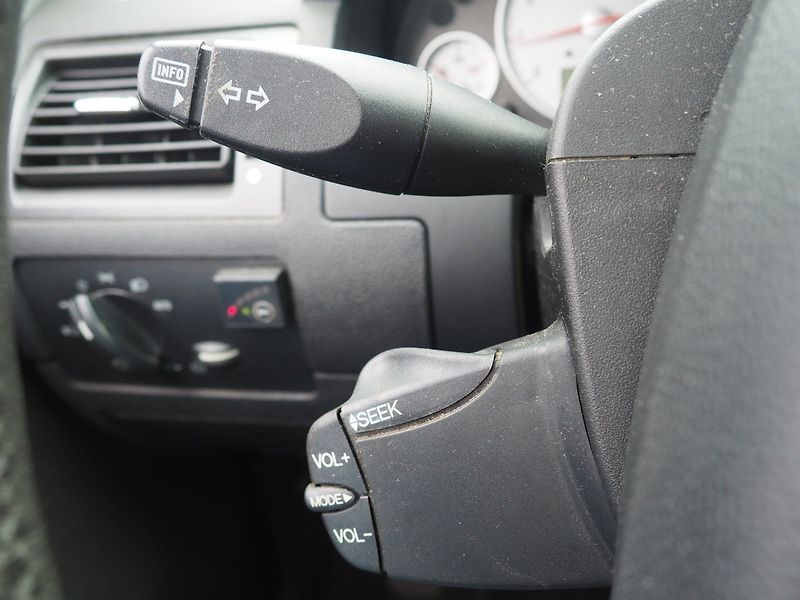 Ford Mondeo (2004) ST 3.0 V6 166 kW, LPG - fotka 25 z 35