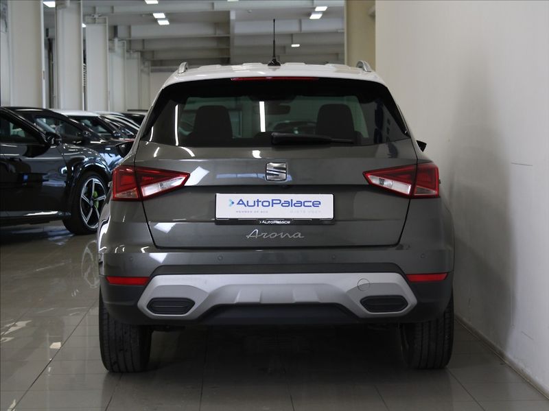 Seat Arona 1,0 TSi DSG Xperience 5L.Zár. - fotka 4 z 23