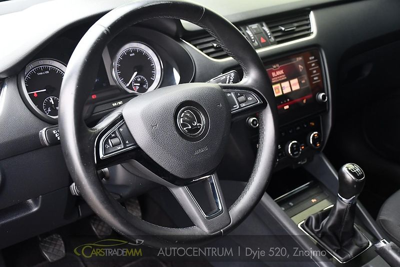 Škoda Octavia 2.0TDi STYLE EXTRA TAŽNÉ - fotka 11 z 47