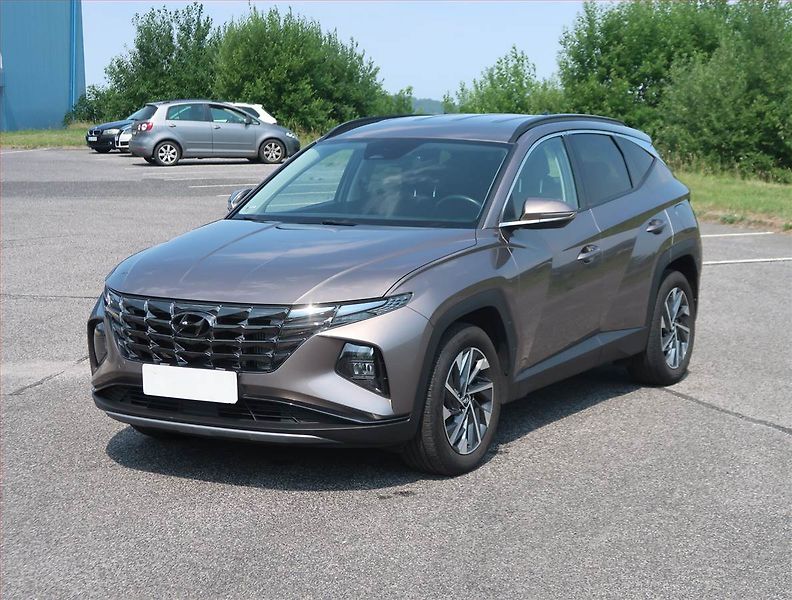 Hyundai Tucson (2022) 1.6 T-GDI - fotka 2 z 13