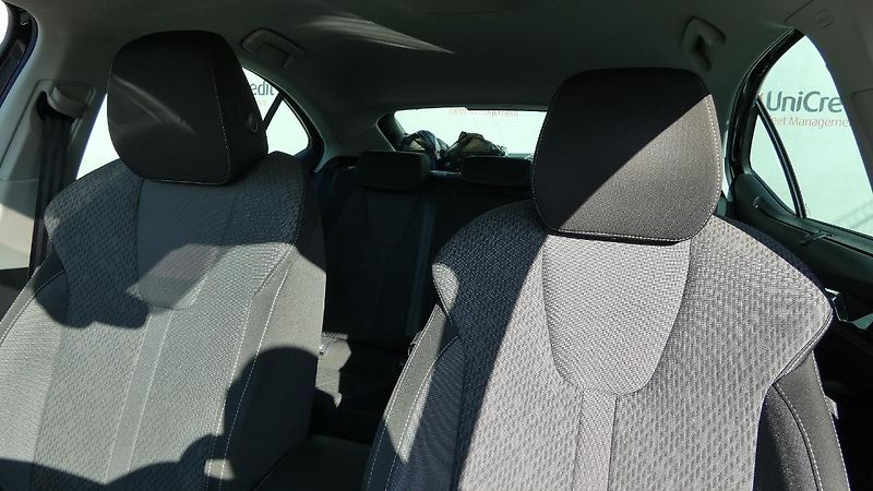 Škoda Octavia 2,0 TDI Style DSG 4X4 110 kW - fotka 7 z 28