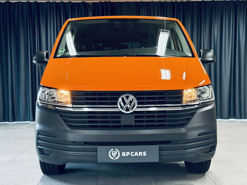 Volkswagen Transporter (2023) - fotka 2 z 34