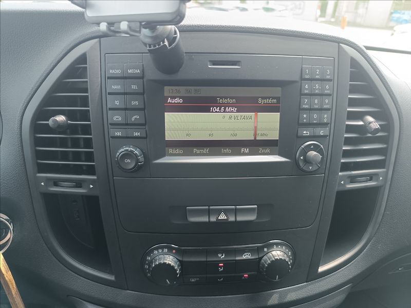 Mercedes-Benz Vito 1,6 111 CDi Nosnost 1050kg - fotka 18 z 23