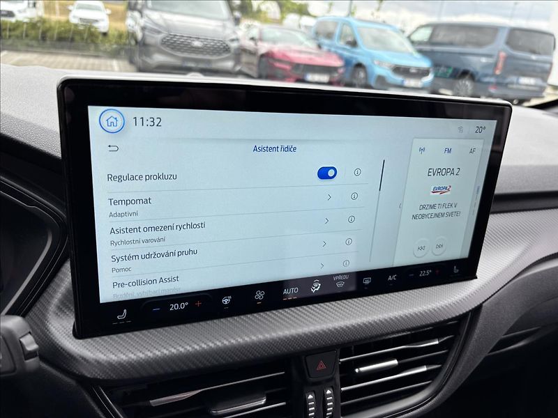 Ford Kuga 1,5 EcoBoost 111kW ST-Line X - fotka 33 z 40