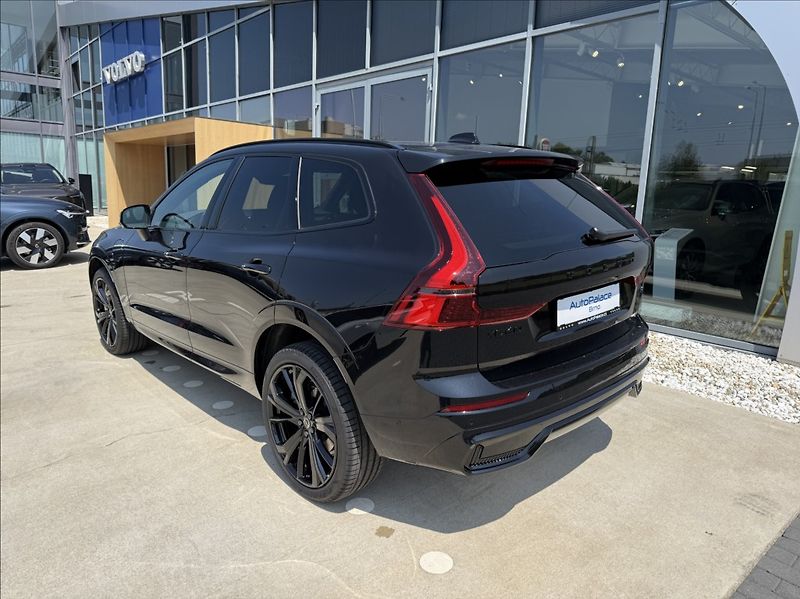 Volvo XC60 (2025) 2,0   T8 PLUS BLACK EDITION PH - fotka 2 z 4