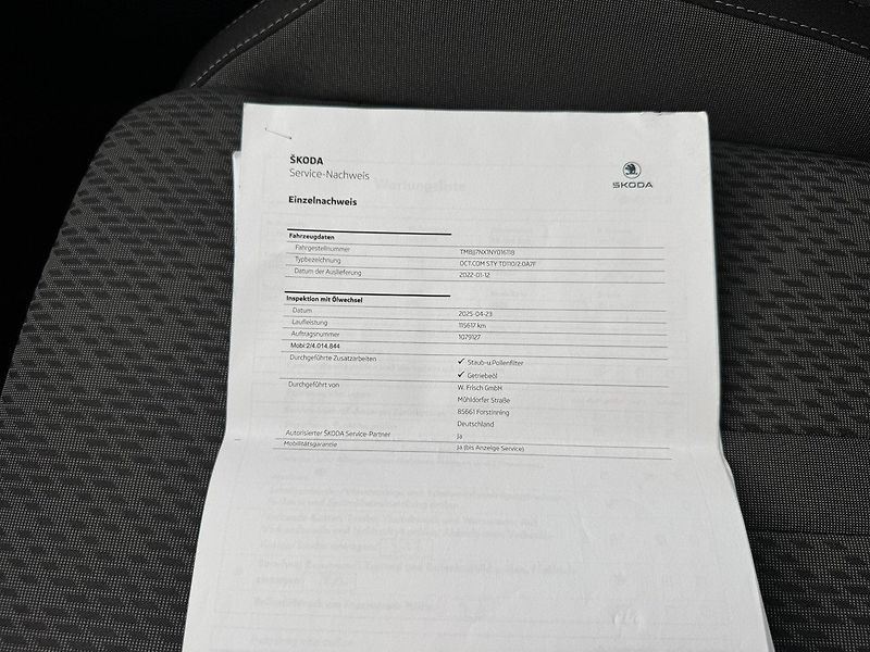 Škoda Octavia (2022) 2.0TDi DSG LED Navi Kamera - fotka 30 z 50