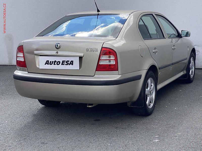 Škoda Octavia (2004) 1.9 TDi, 1.maj,ČR, AC, STK7 - fotka 4 z 16