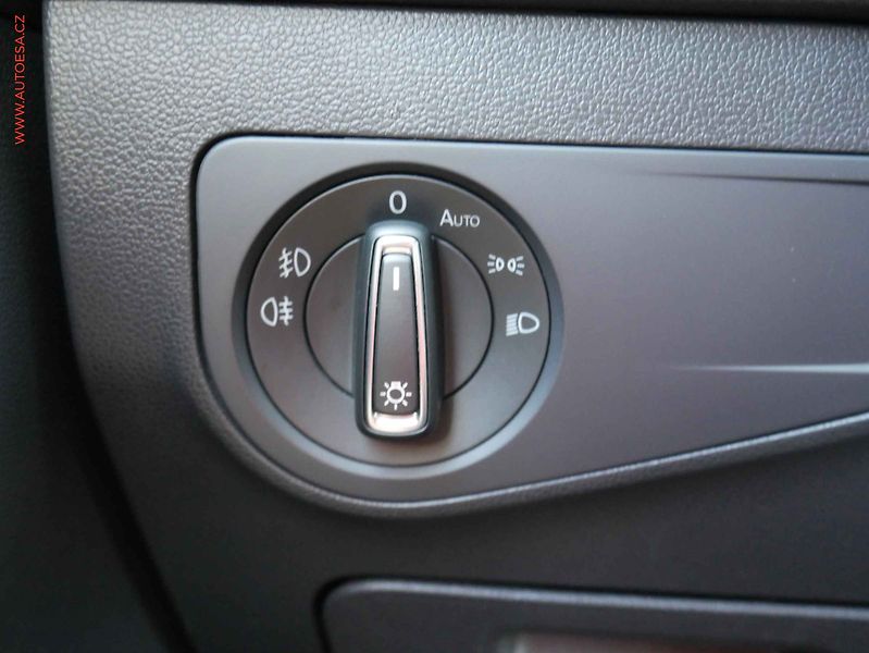 Volkswagen Tiguan Allspace (2021) 2.0 TDi 4Motion, 1.maj,ČR - fotka 21 z 22