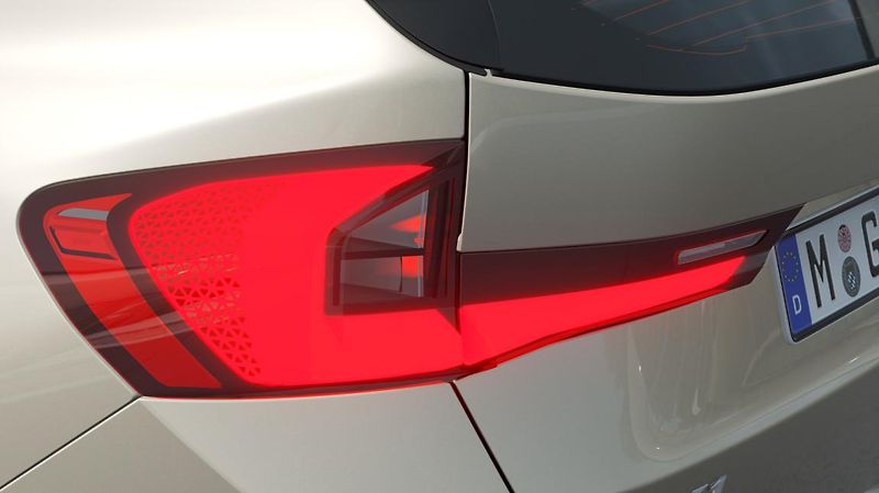 BMW X1 sDrive18i - fotka 9 z 14