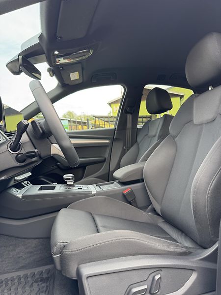 Audi Q5 40TFSi SportBack 1.majitel ČR - fotka 13 z 30