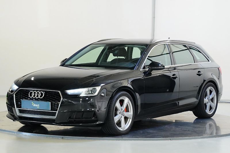 Audi A4 - fotka 1 z 30
