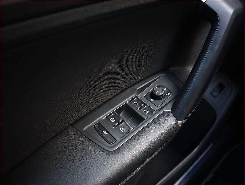 Volkswagen Tiguan (2018) Highline 2.0 TDI - fotka 22 z 23